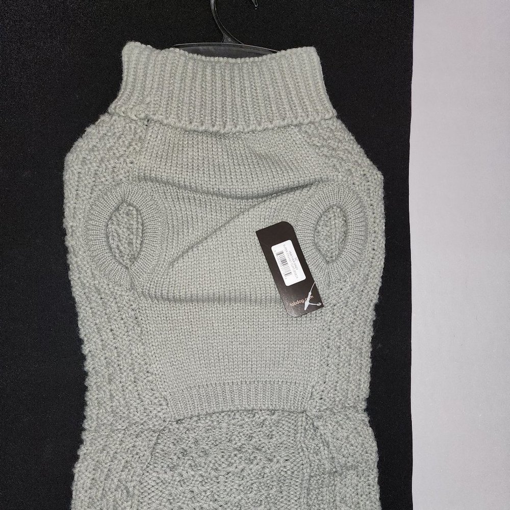 Fabdog Sweater